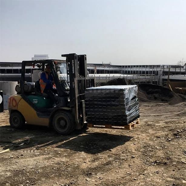 CENTRO-COMERCIAL-ALTOS-DEL-PARQUE-1